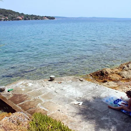 By The Sea Kali, Ugljan - 8203 * קאלי